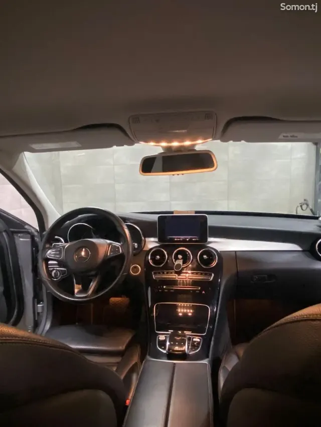 Mercedes-Benz C class 2015 · 2.0 AT