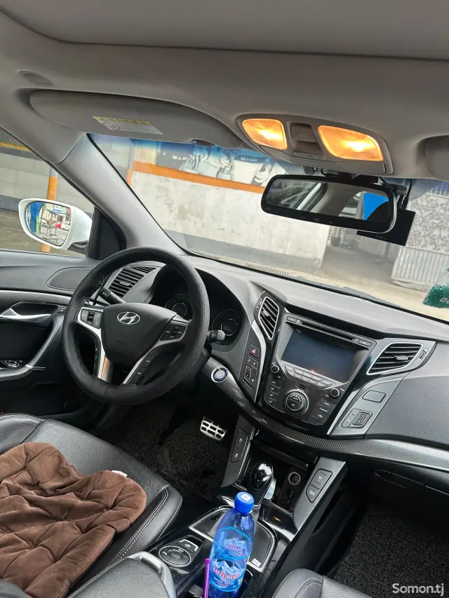 Hyundai i40 2014 · 2.0 AT