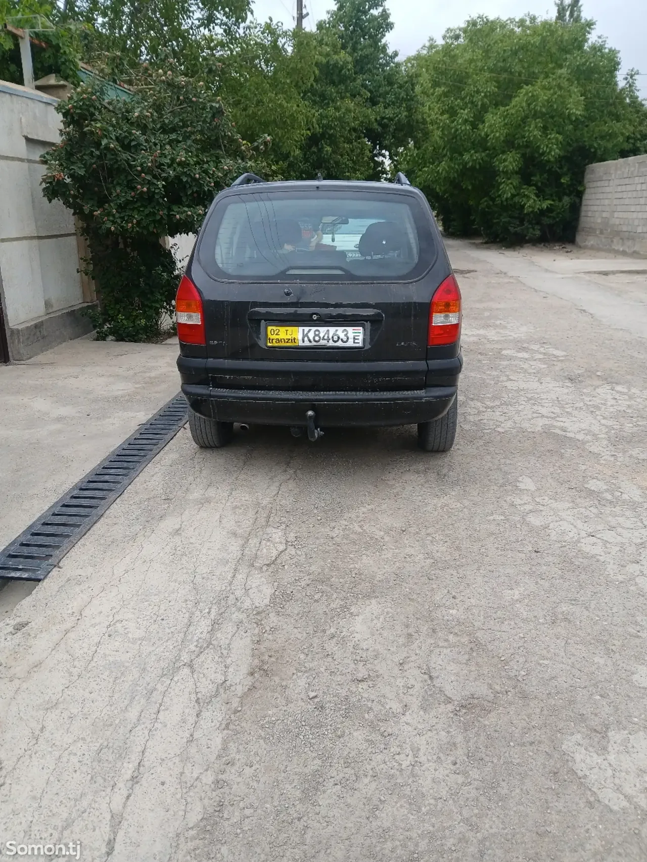 Opel Zafira 1999 · 1.6 MT