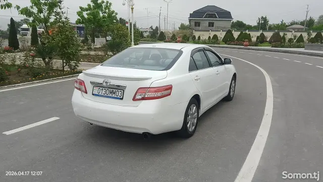Toyota Camry 2009 · 2.4 AT