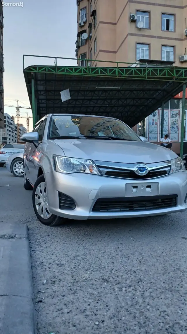 Toyota Fielder 2015 · 1.5 AT