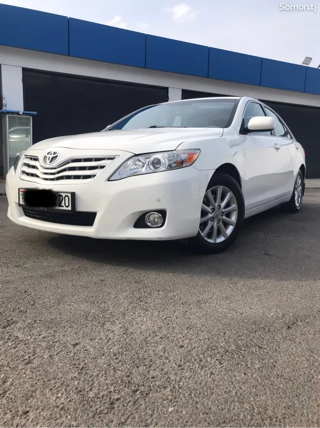 Toyota Camry 2010 · 2.5 AT