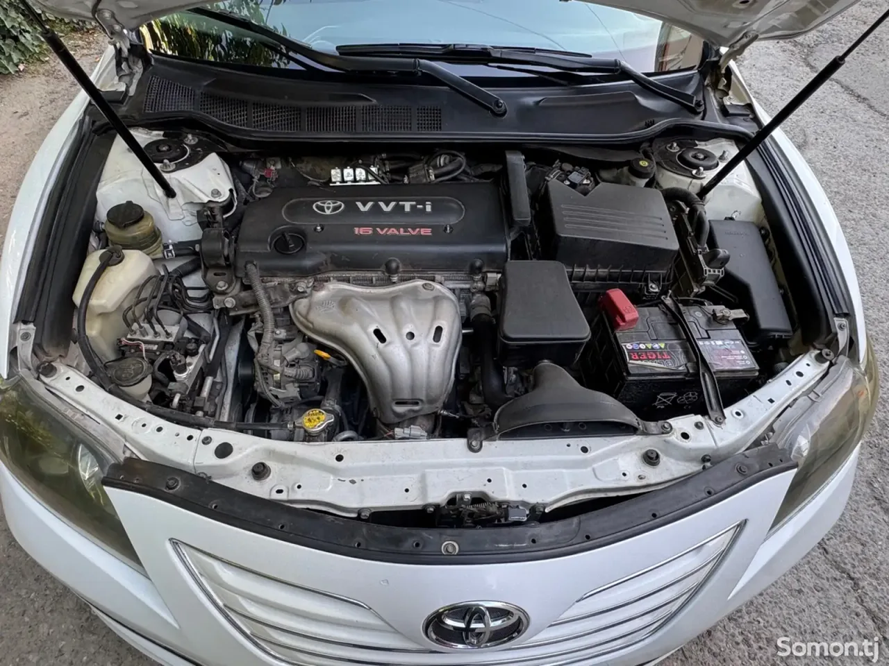 Toyota Camry 2008 · 2.4 MT