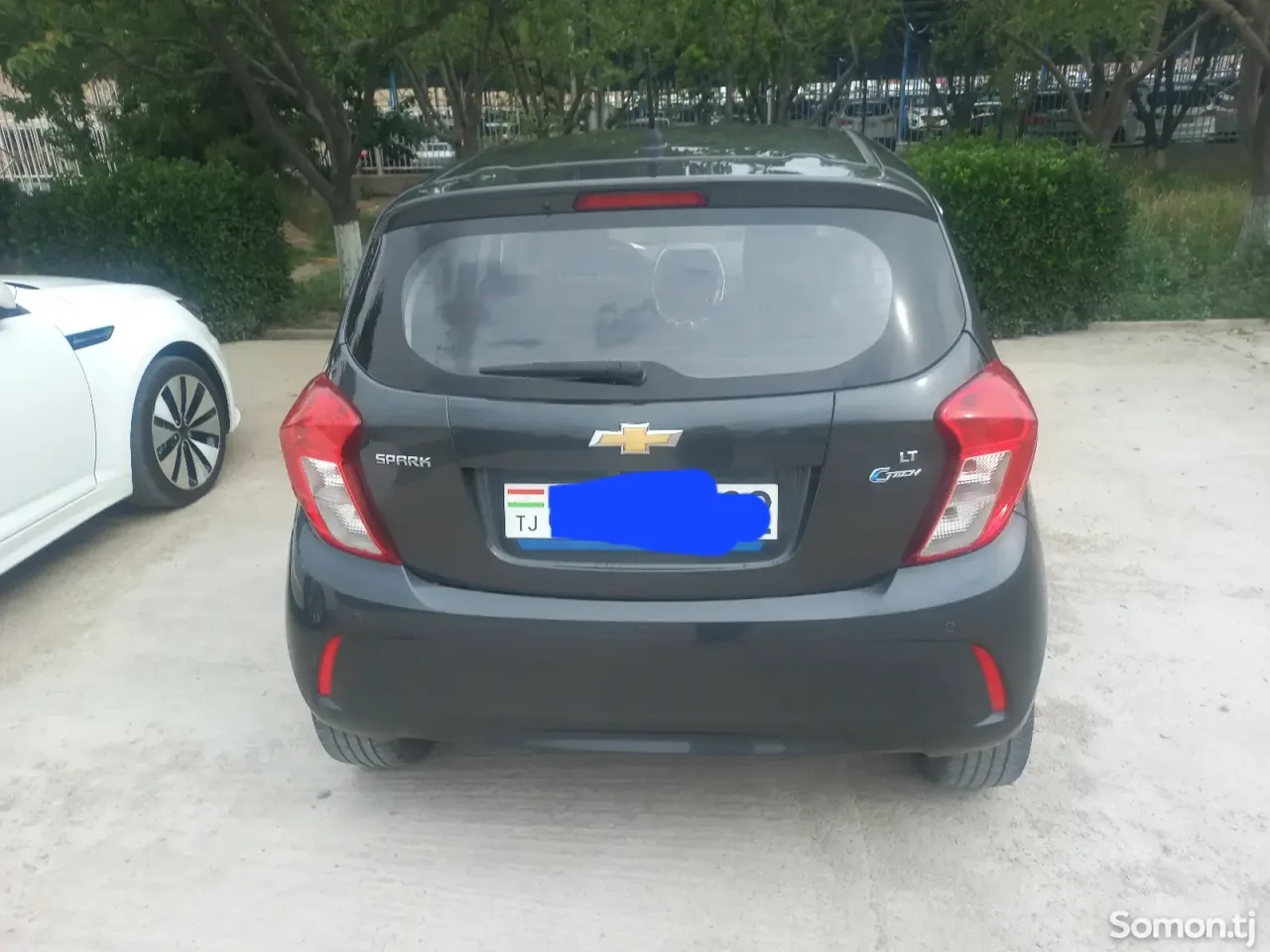 Chevrolet Spark 2016 · 1.1 AT