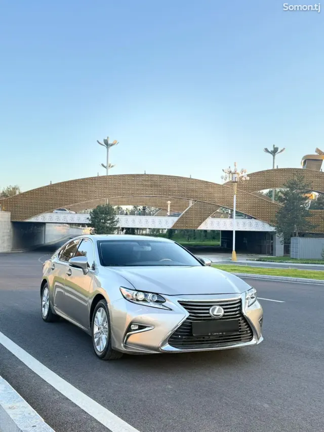 Lexus ES series 2016 · 3.0 AT