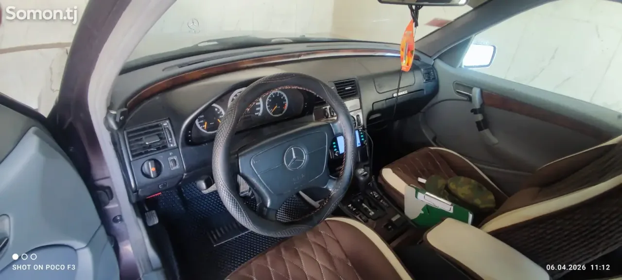 Mercedes-Benz C class 1996 · 2.0 AT