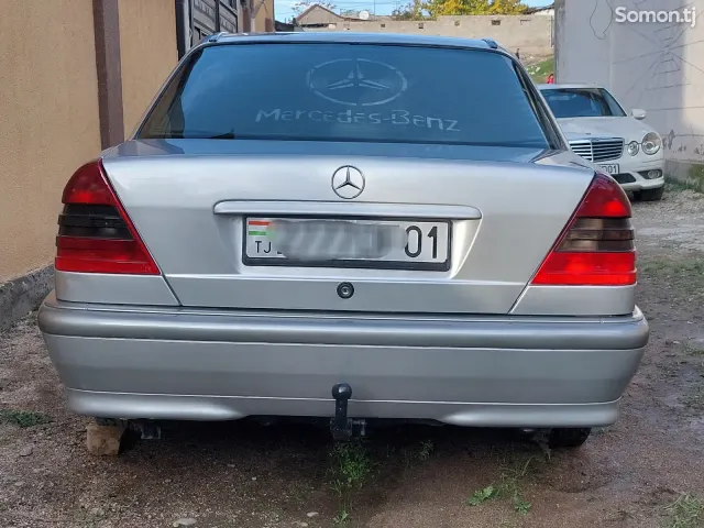 Mercedes-Benz C class 1999 · 2.0 MT
