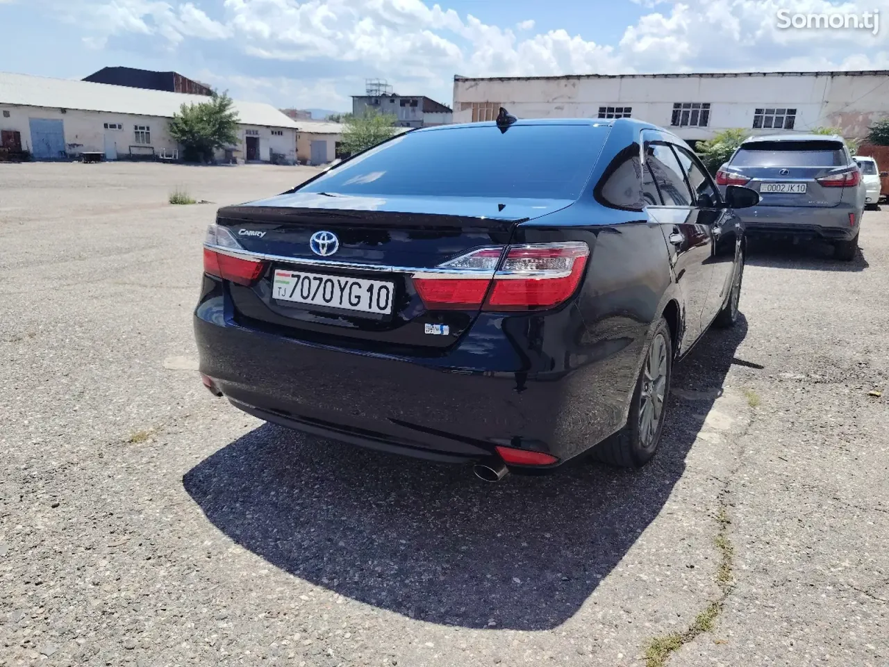 Toyota Camry 2015 · 2.5 AT