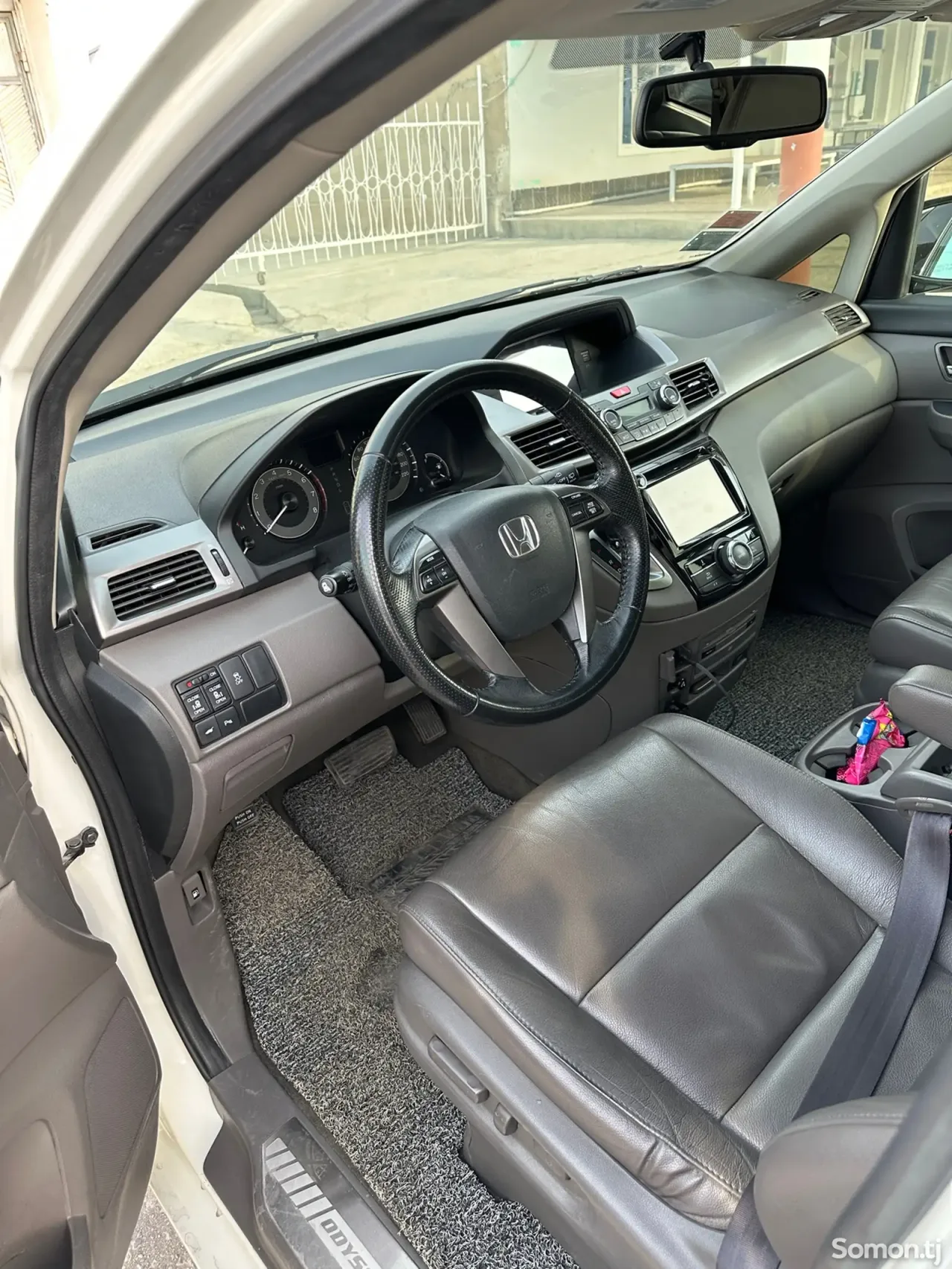 Honda Odyssey 2015 · 3.5 AT