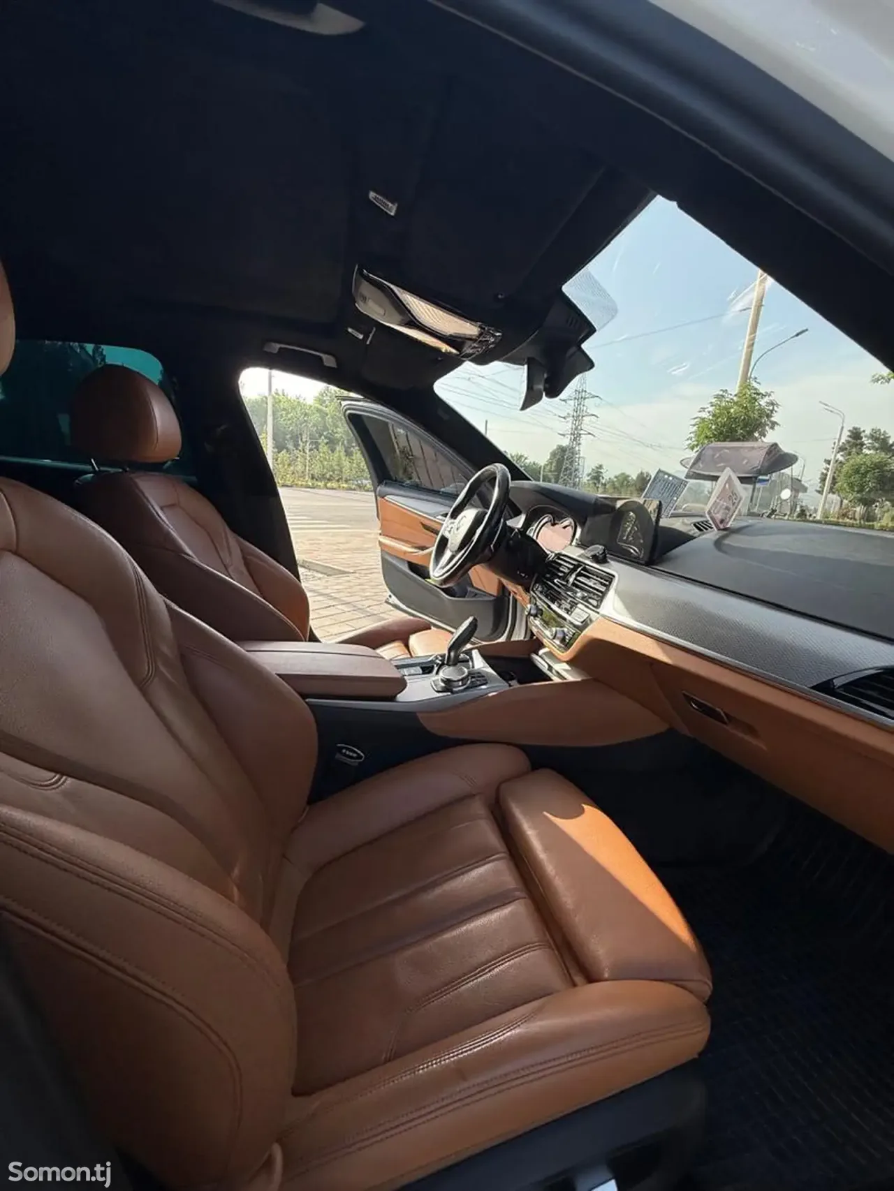 BMW 5 series 2018 · 2.0 AT