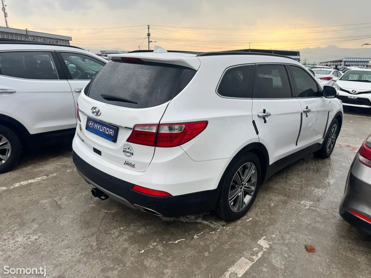 Hyundai Santa Fe 2014 · 3.3 AT