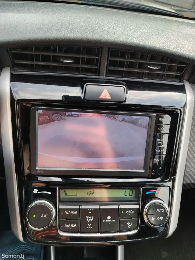 Toyota Fielder 2015 · 1.5 AT