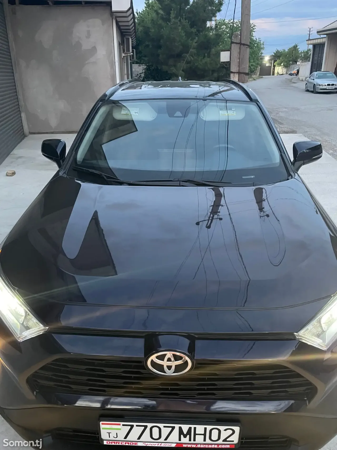 Toyota RAV 4 2022 · 2.5 AT