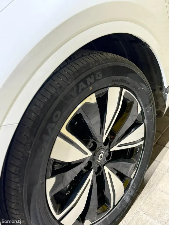 Changan Qiyuan A 2025 · 3.0 AT