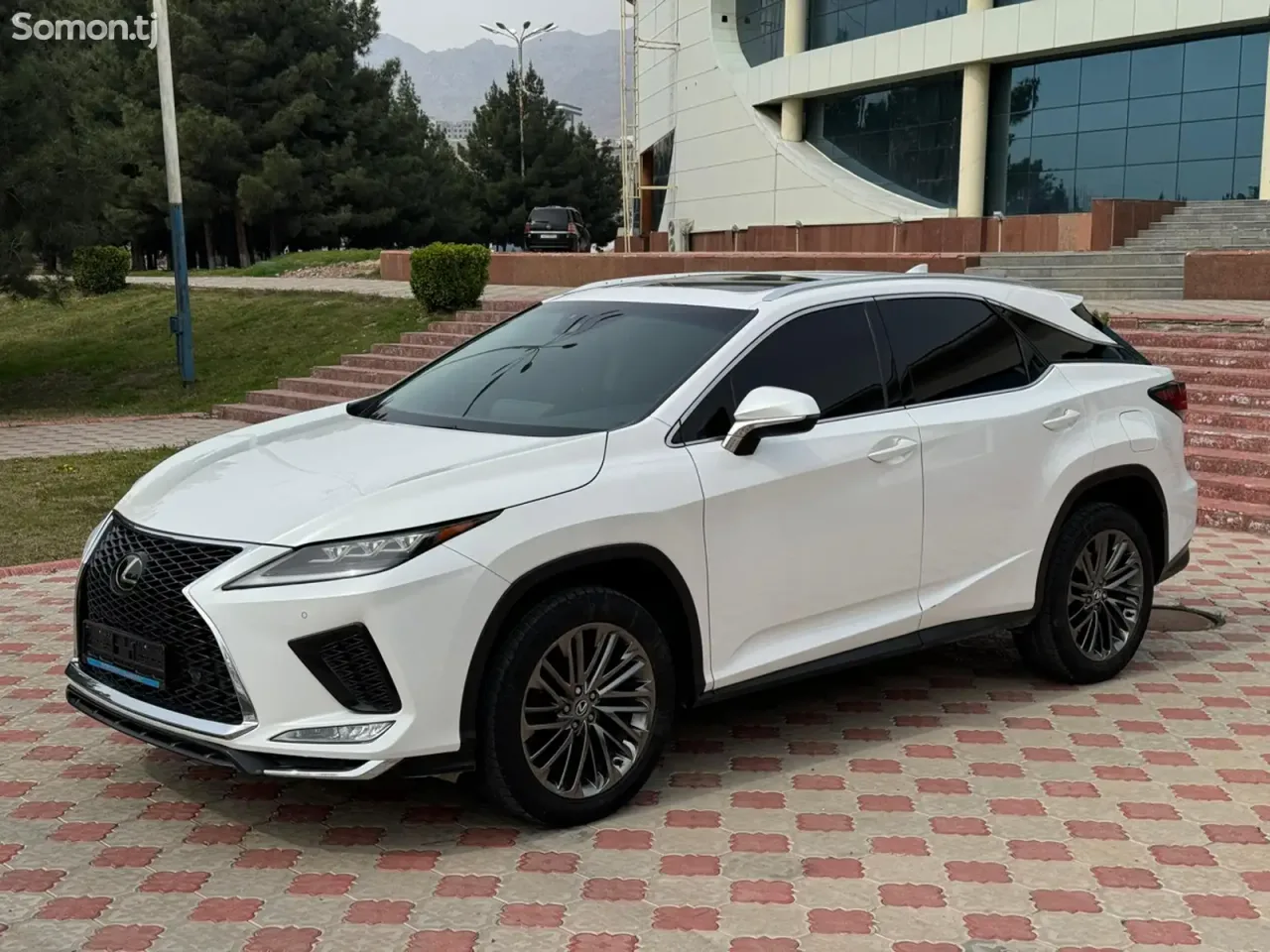 Lexus RX series 2016 · 3.5 AT