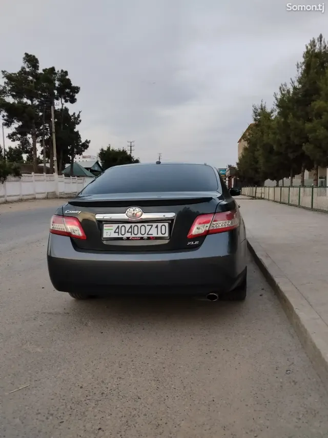 Toyota Camry 2011 · 2.5 AT