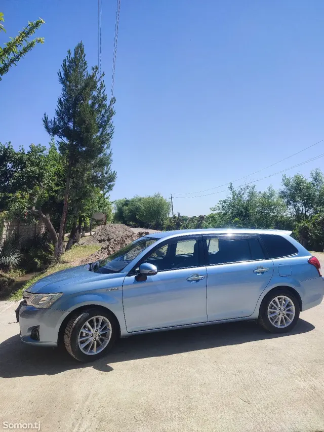 Toyota Fielder 2014 · 1.5 AT