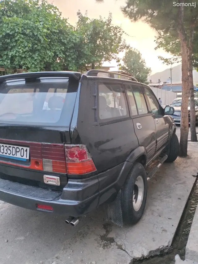 Ssang Yong Musso 1995 · 2.5 MT