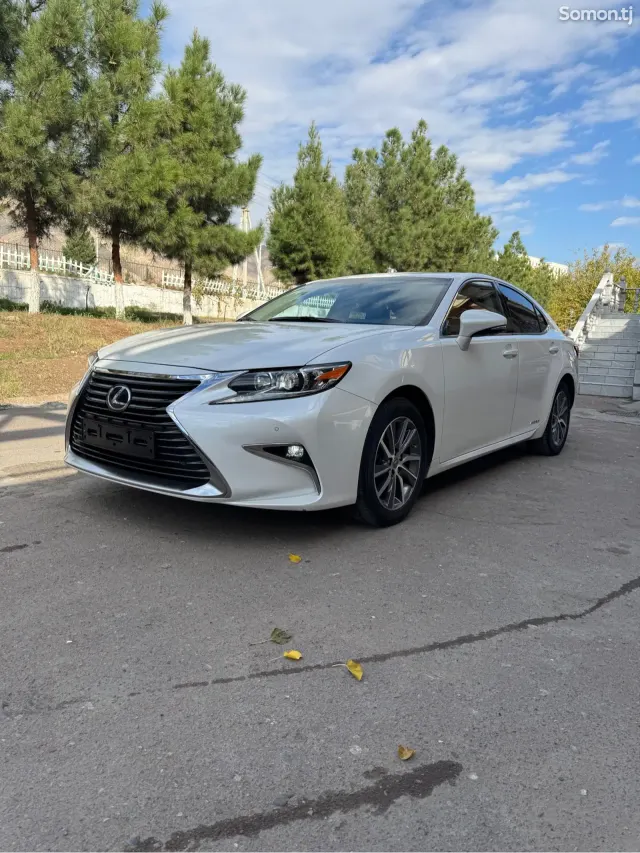 Lexus ES series 2016 · 3.0 AT