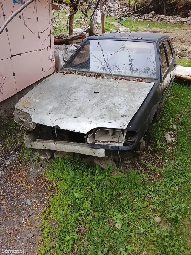 Lada (ВАЗ) 2115 2002 · 1.9 MT