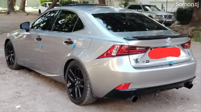 Lexus IS series 2014 · 3.5 AT