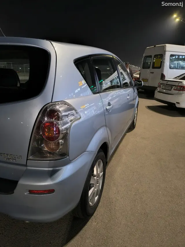 Toyota Verso 2006 · 1.8 MT