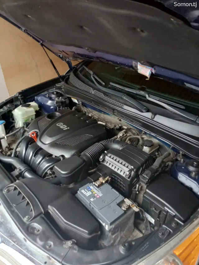 Hyundai Sonata 2012 · 2.0 AT