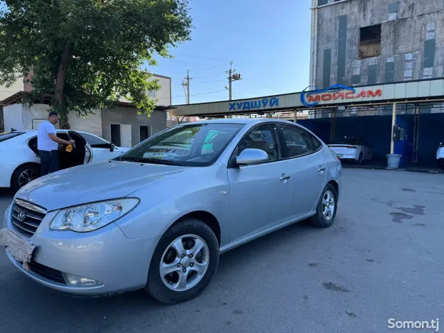 Hyundai Avante 2008 · 1.6 AT