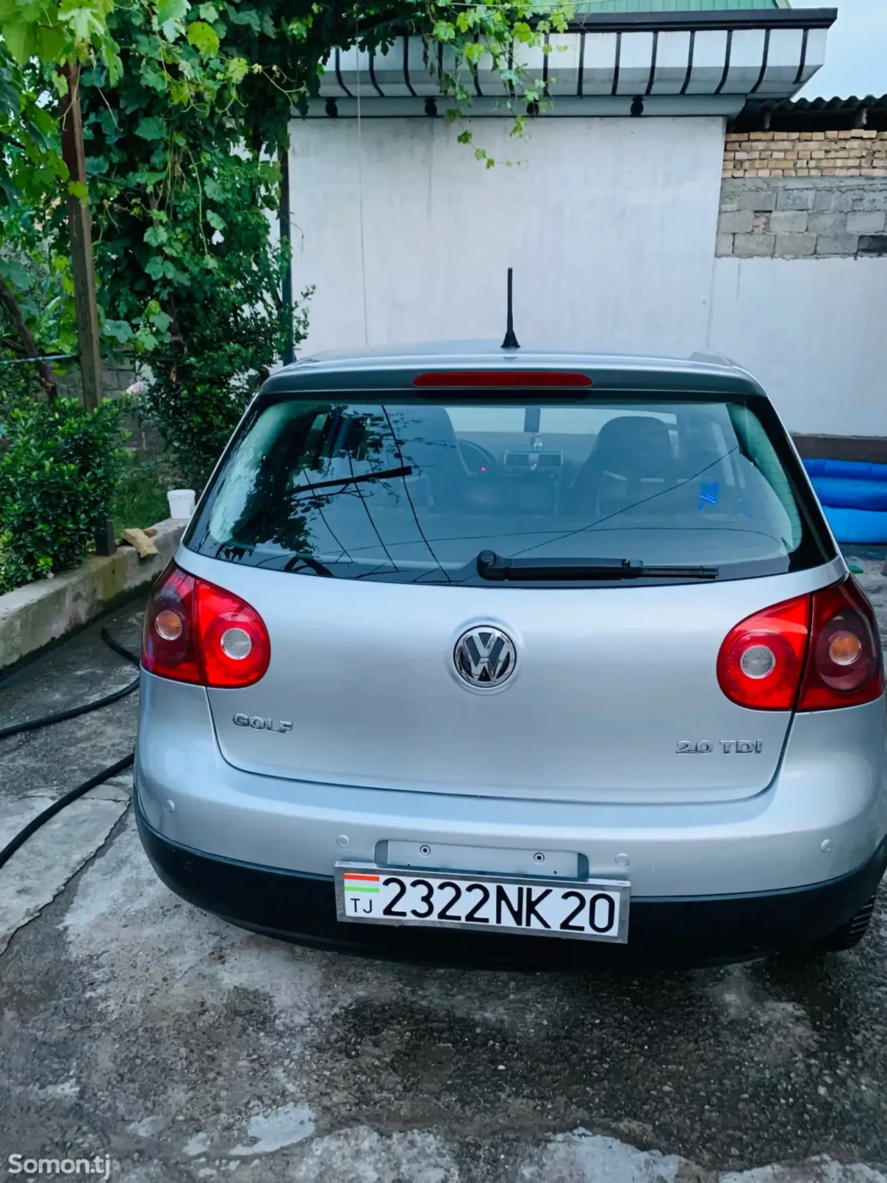 Volkswagen Golf 2010 · 2.0 AT