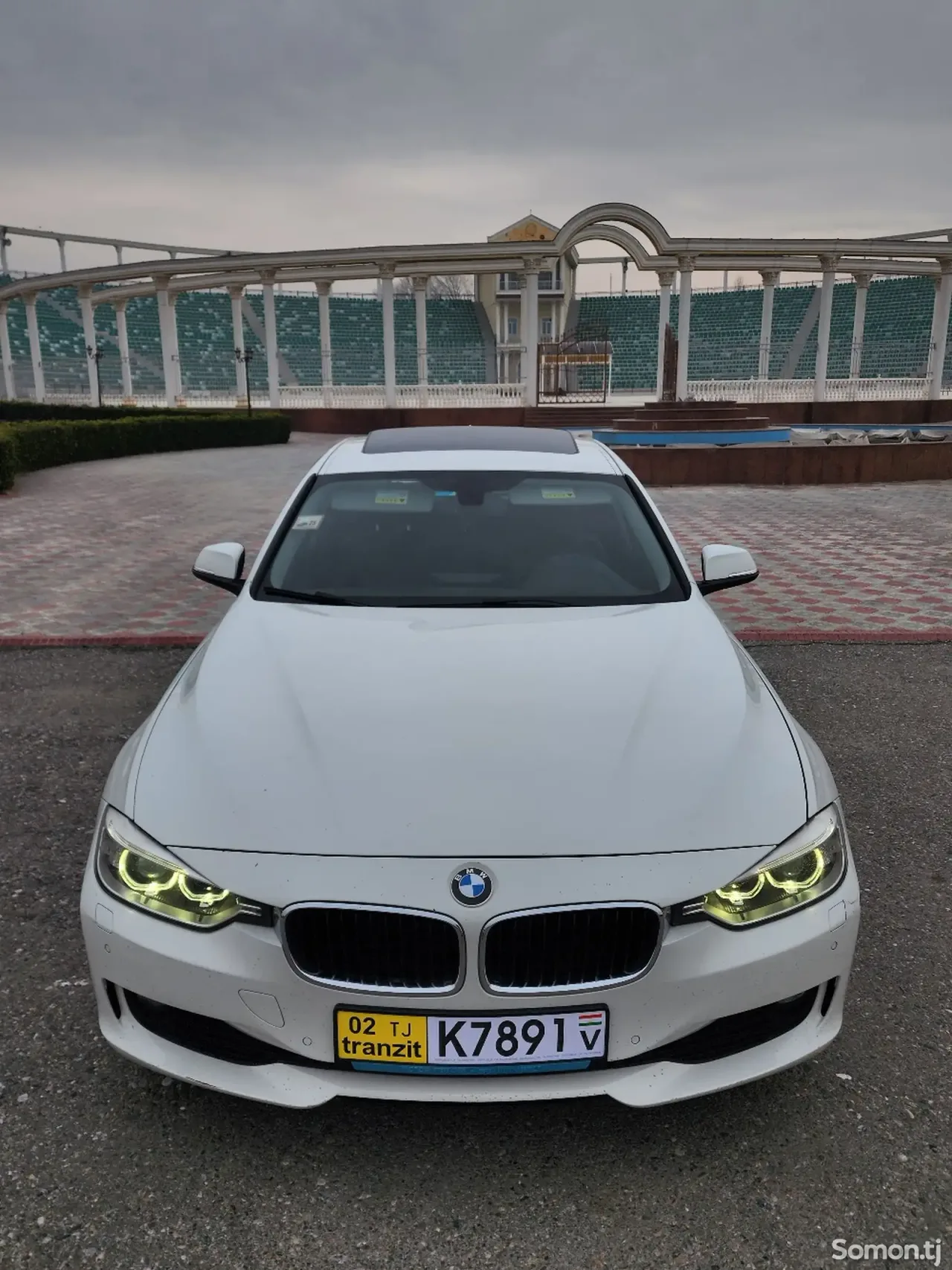 BMW 3 series 2012 · 2.0 AT