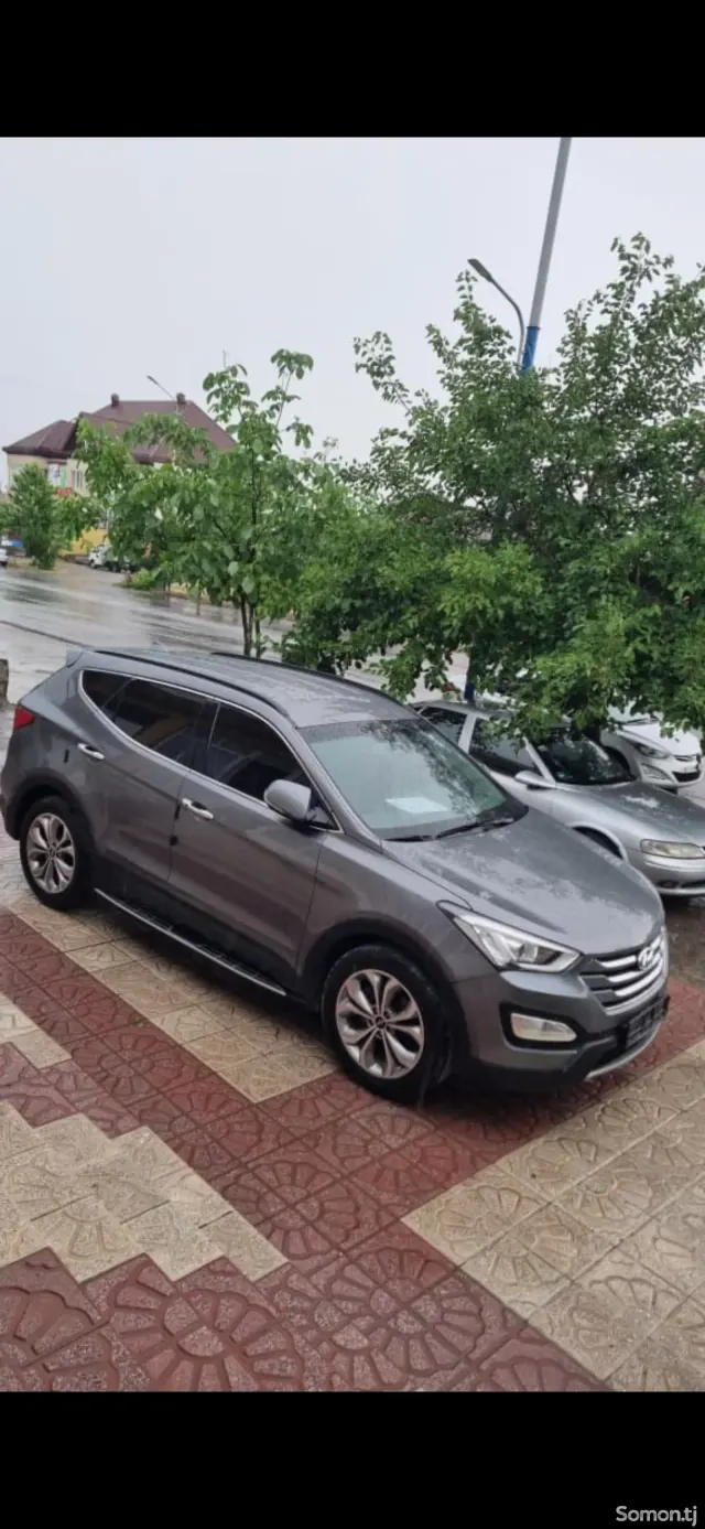 Hyundai Santa Fe 2014 · 2.0 AT