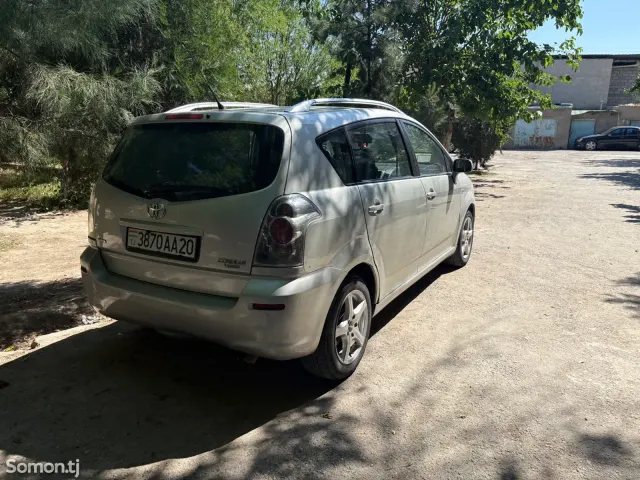 Toyota Corolla Verso 2006 · 1.8 MT