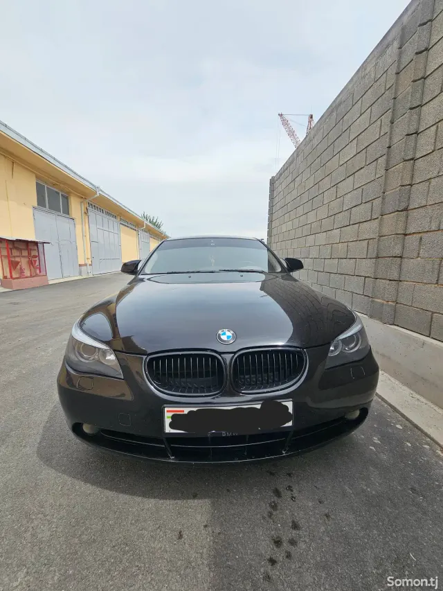 BMW 5 series 2004 · 3.0 AT
