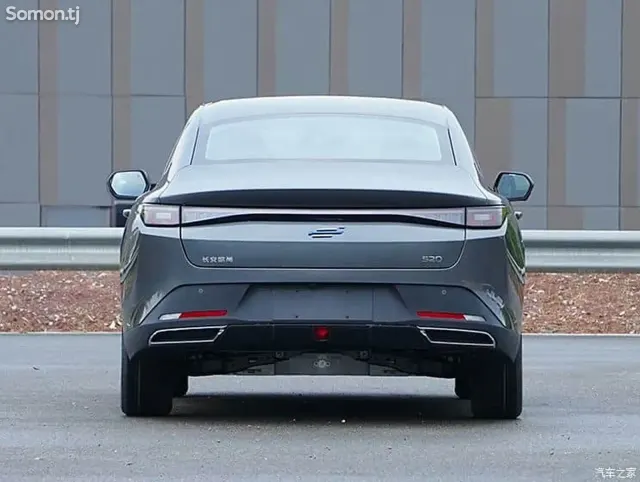 Changan Eado 2025 · AT