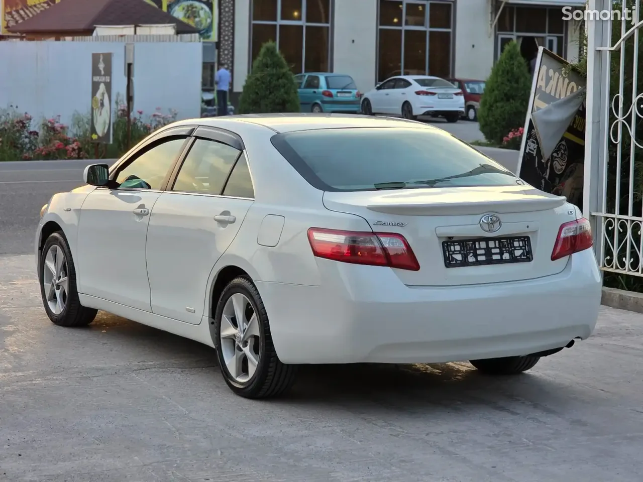 Toyota Camry 2007 · 2.4 AT
