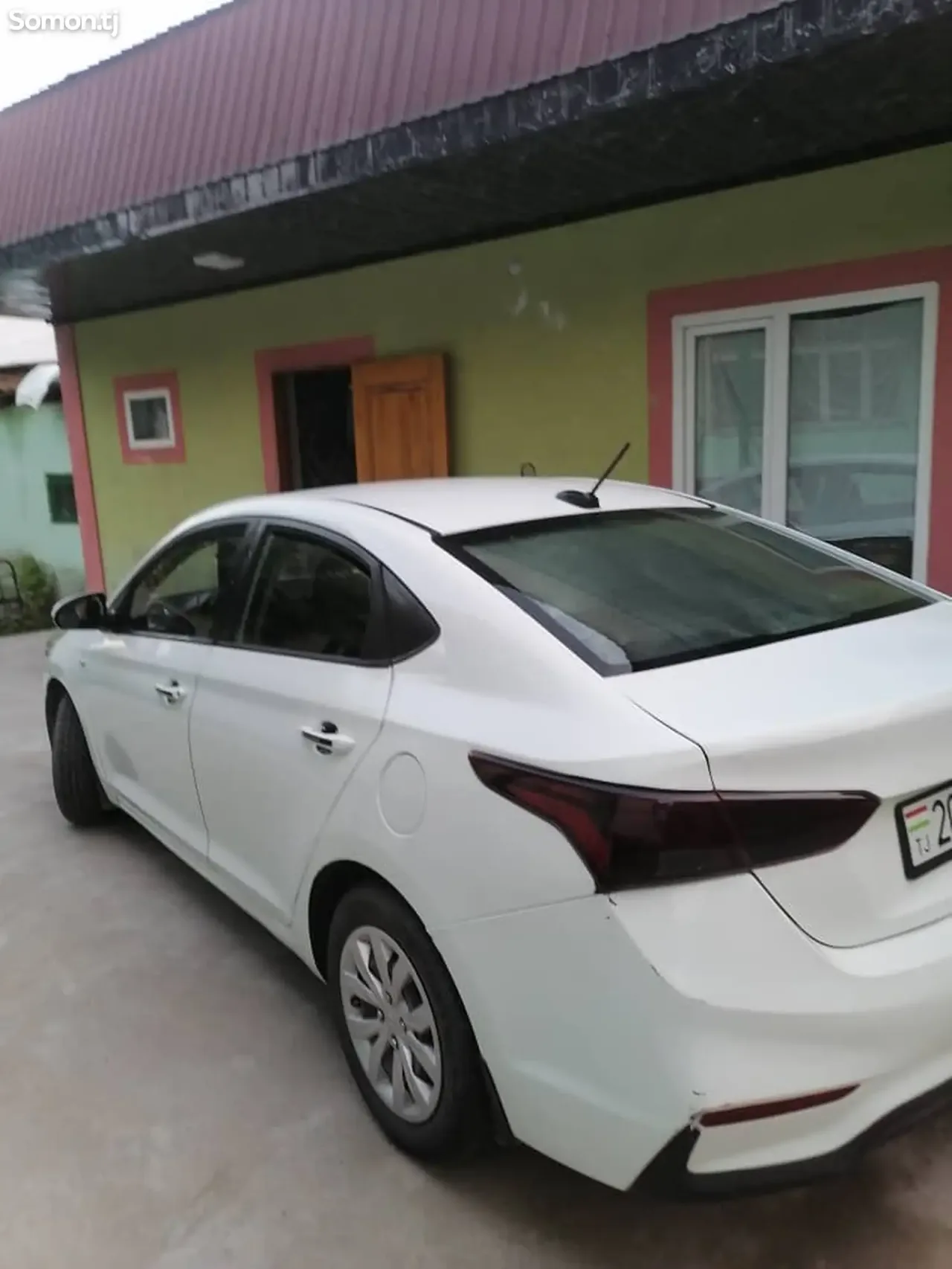 Hyundai Solaris 2018 · 1.8 AT