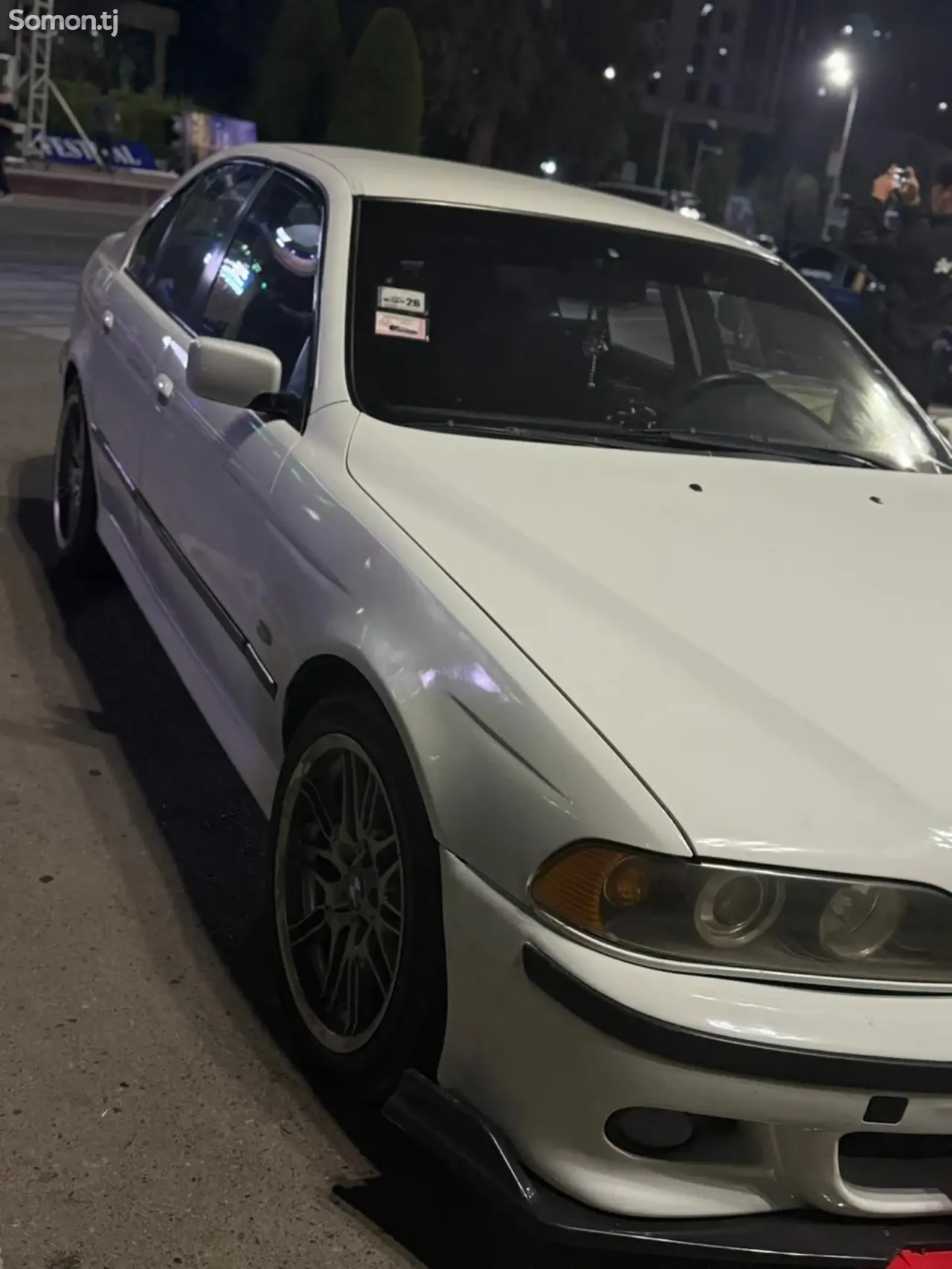 BMW M5 1997 · 2.8 AT