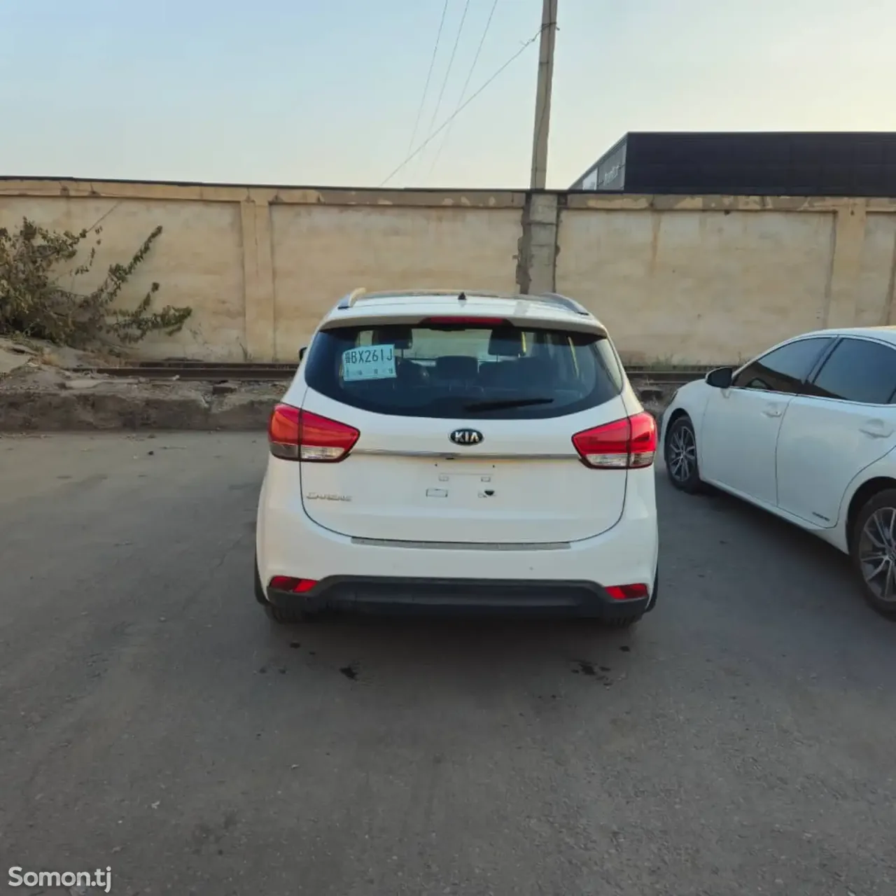 Kia Carens 2014 · 2.0 AT
