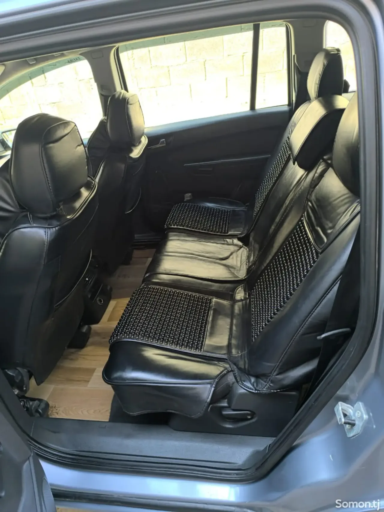 Opel Zafira 2006 · 1.6 MT