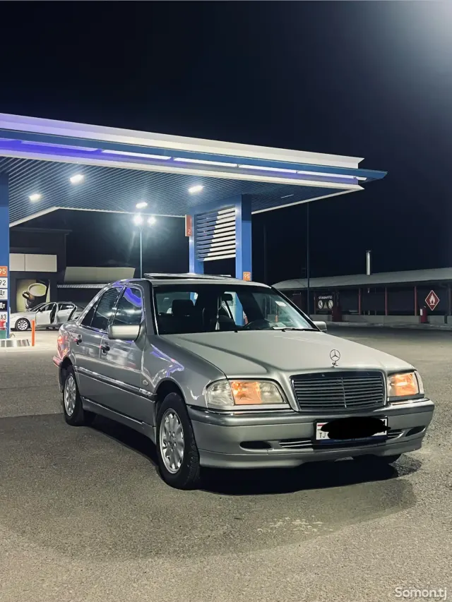 Mercedes-Benz C class 1999 · 2.0 AT
