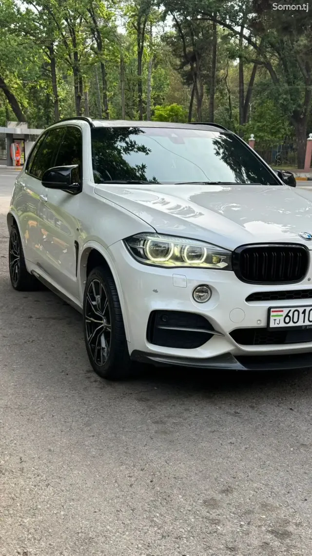 BMW X5 M 2015 · 5.0 AT