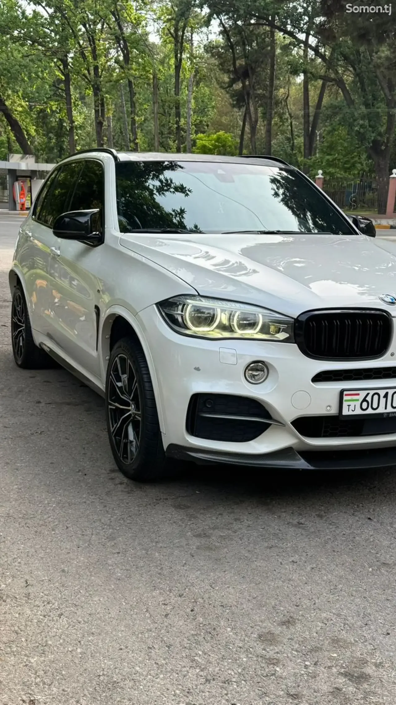 BMW X5 M 2015 · 5.0 AT