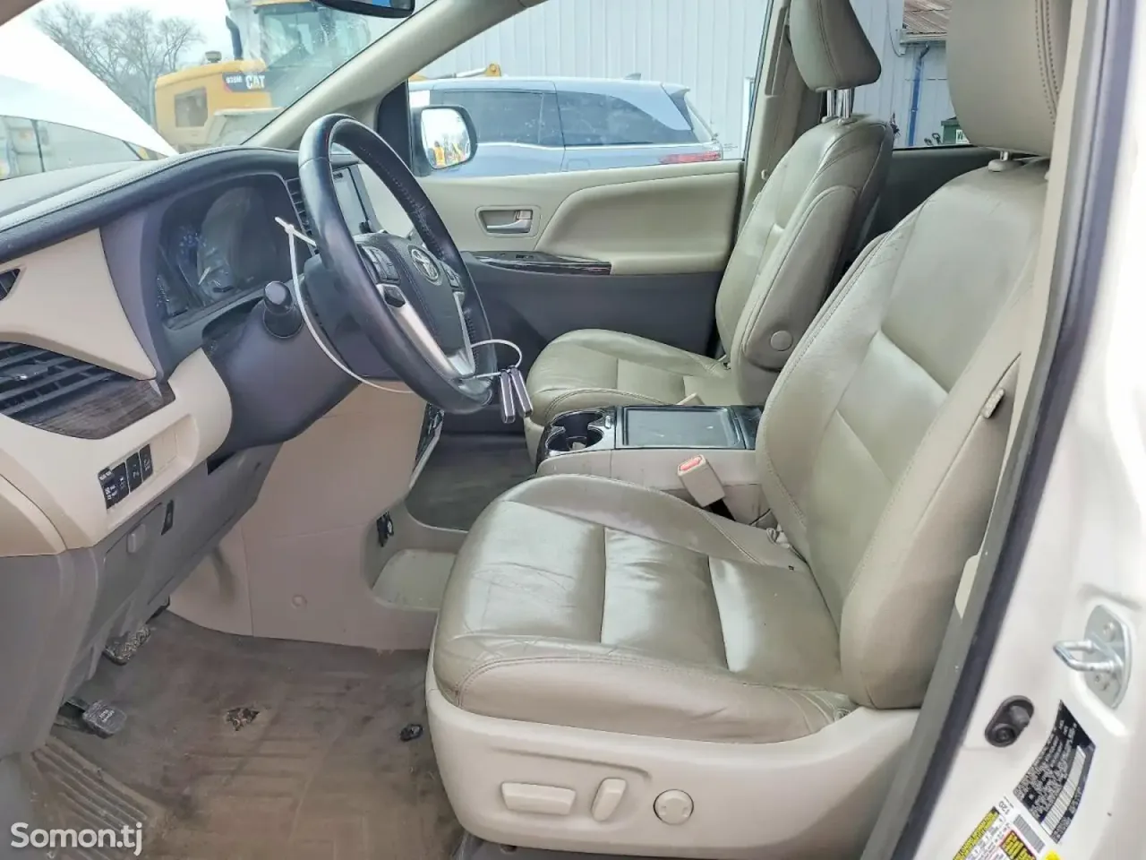 Toyota Sienna 2015 · 3.5 AT