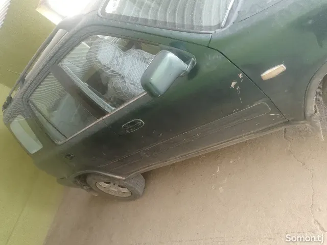 Honda CR-V 2000 · 2.0 MT
