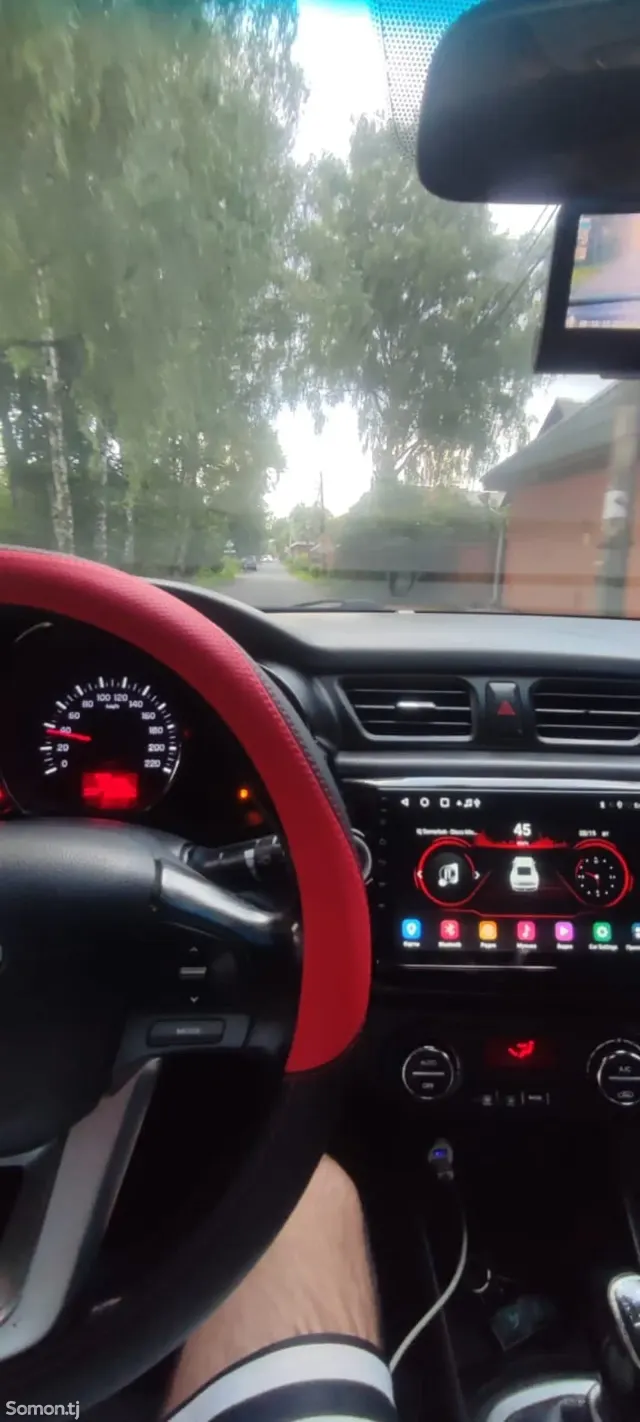 Kia Rio 2013 · 1.6 MT