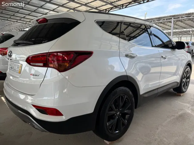 Hyundai Santa Fe 2015 · 2.0 AT