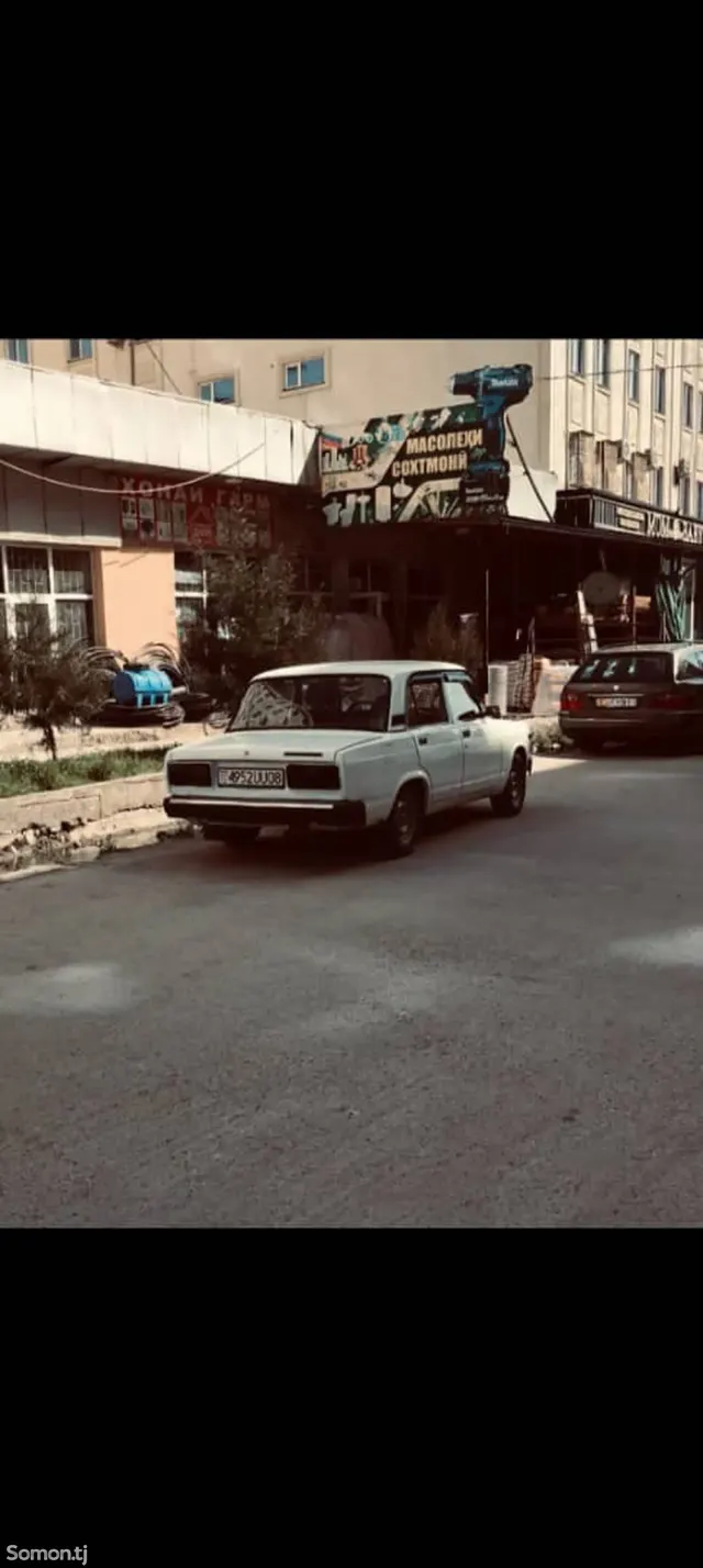 Lada (ВАЗ) 2107 1998 · 1.6 MT