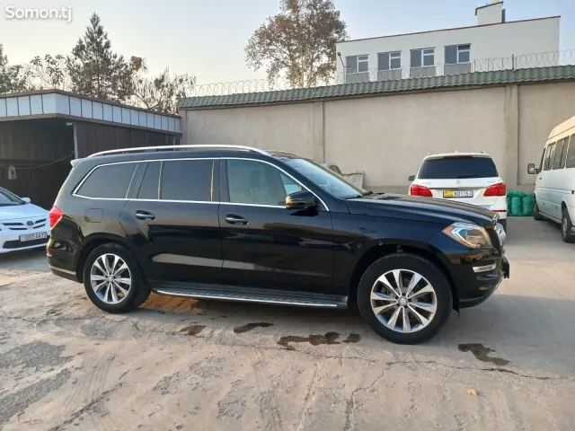 Mercedes-Benz GLS 2014 · 4.5 AT