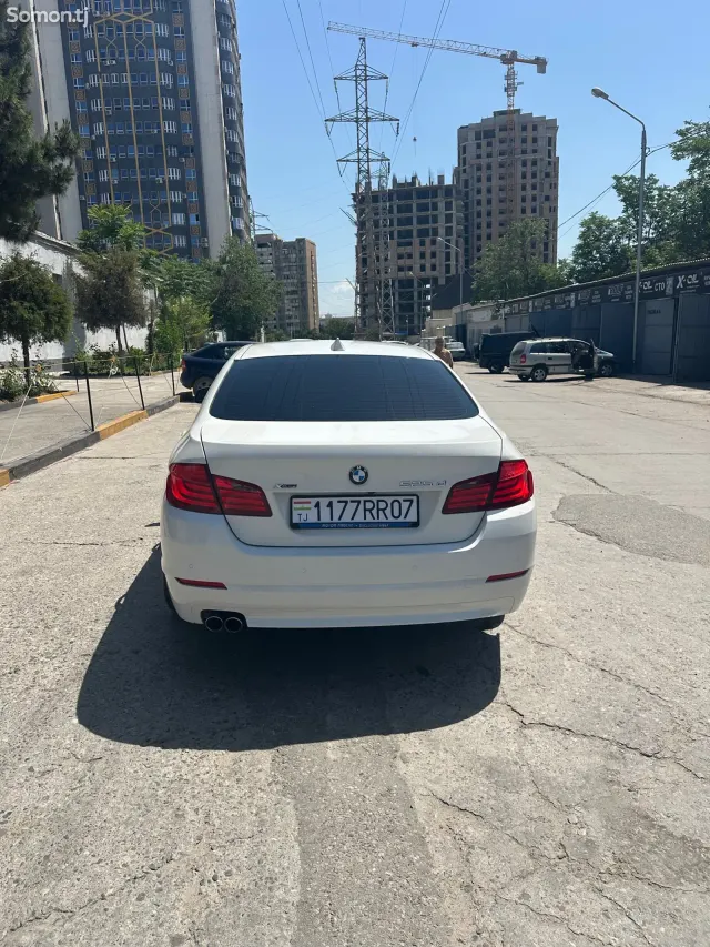 BMW 5 series 2012 · 2.0 AT