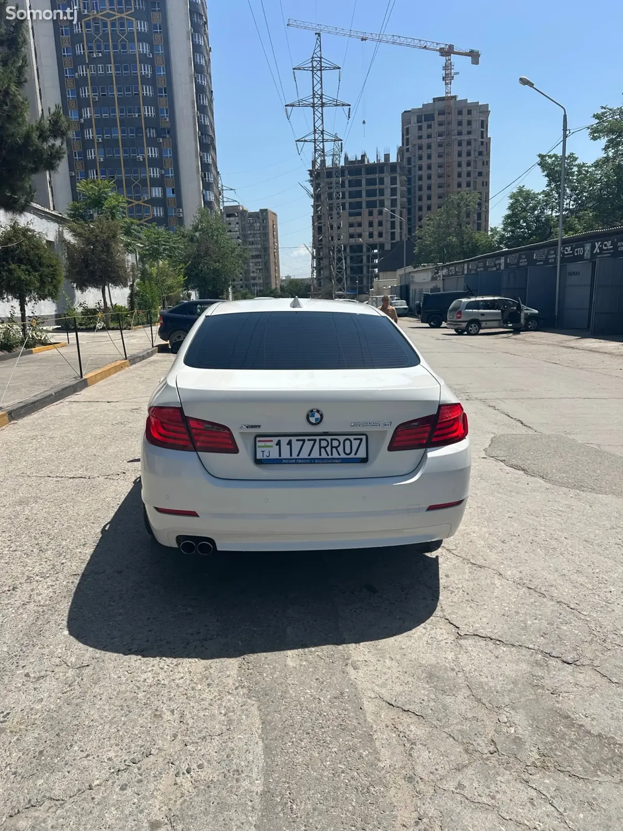 BMW 5 series 2012 · 2.0 AT